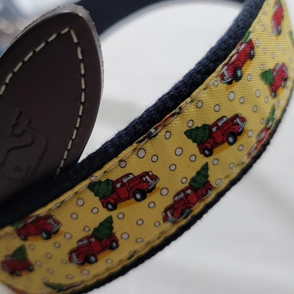 NWT Vineyard Vines Boy's Xmas Truck and Tree Canvas Club Belt Yellow 28